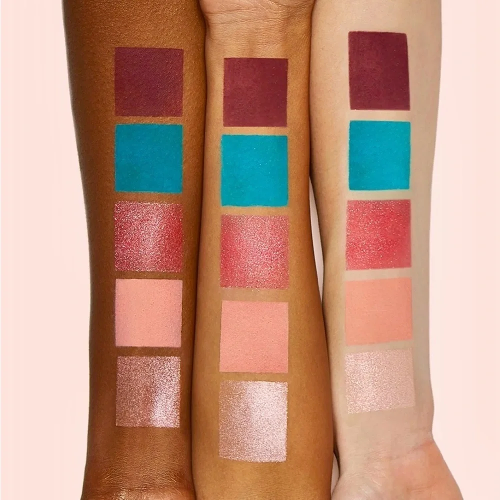 JOAH Flamingo Garden Eyeshadow & Cheek Palette